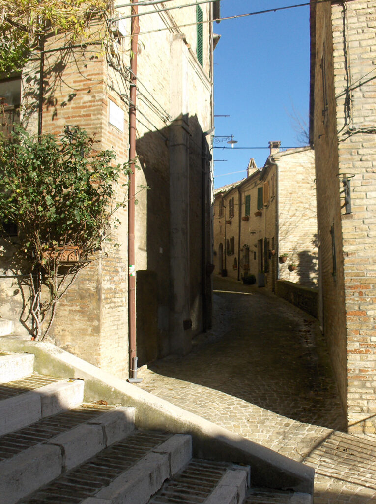 An alley of Corinaldo town centre